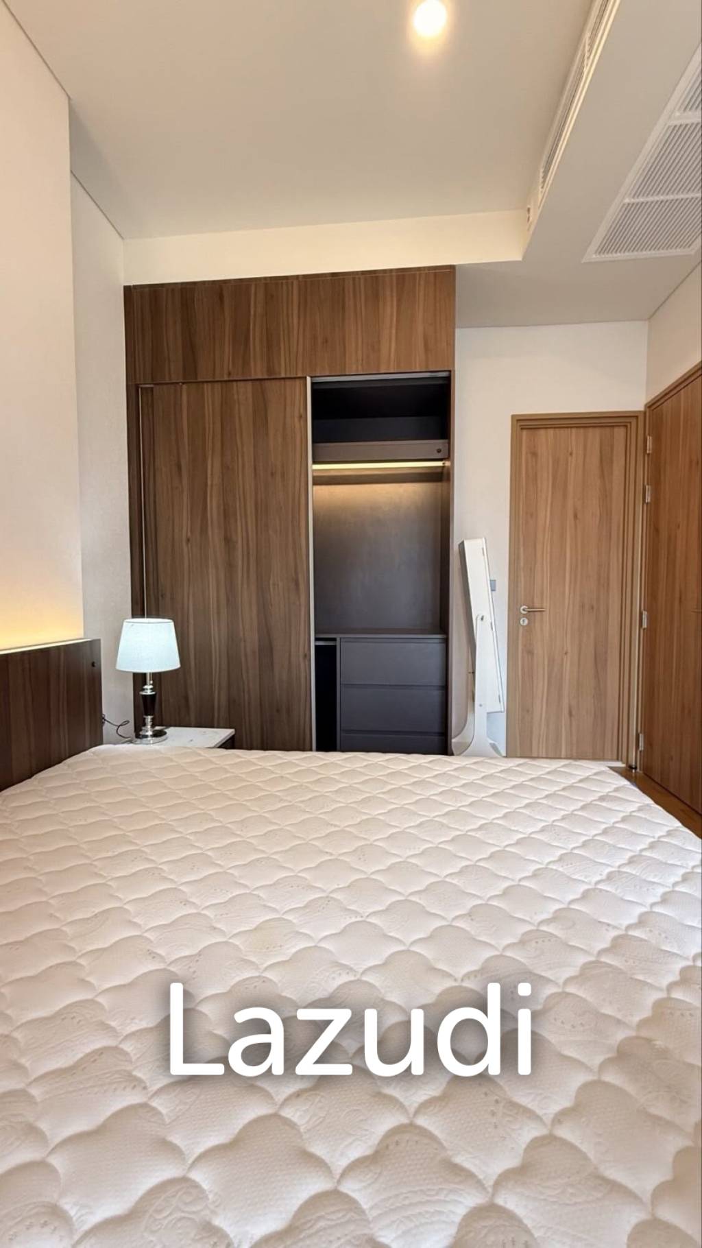 72 sqm 2 Bedroom Condo on 11th Floor at Siamese Exclusive Sukhumvit 31 Bangkok