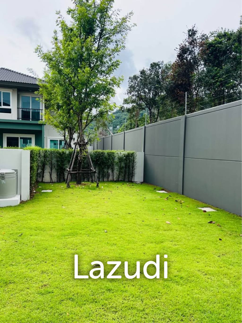 2-Storey Detached House for Rent near BISP