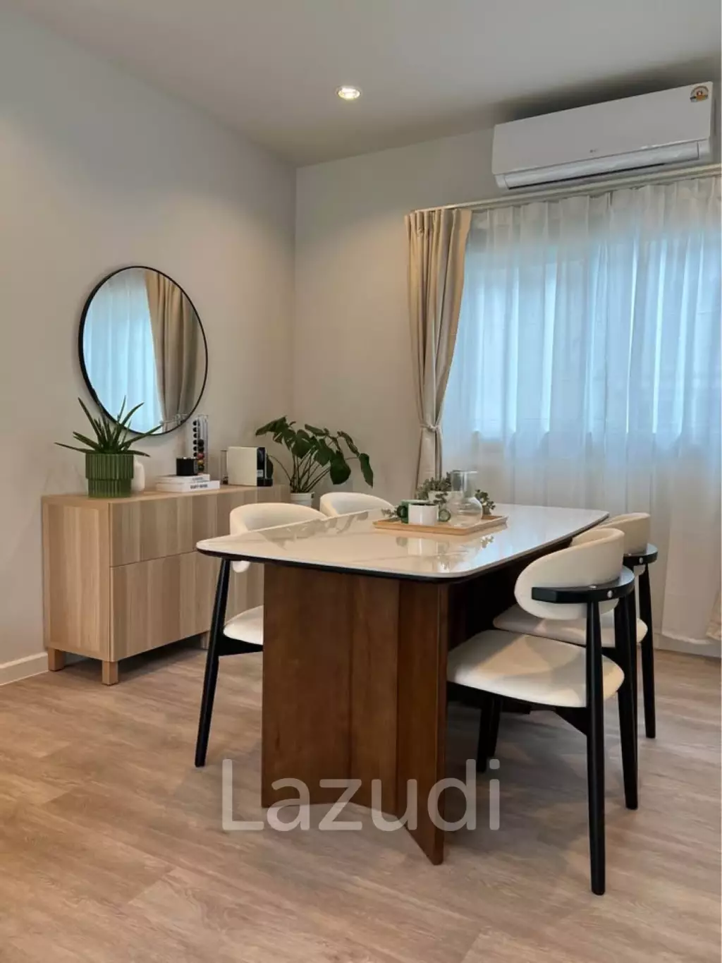 2-Storey Detached House for Rent near BISP
