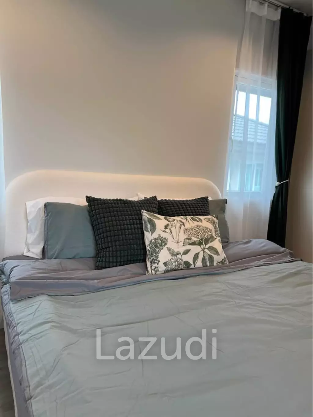 2-Storey Detached House for Rent near BISP