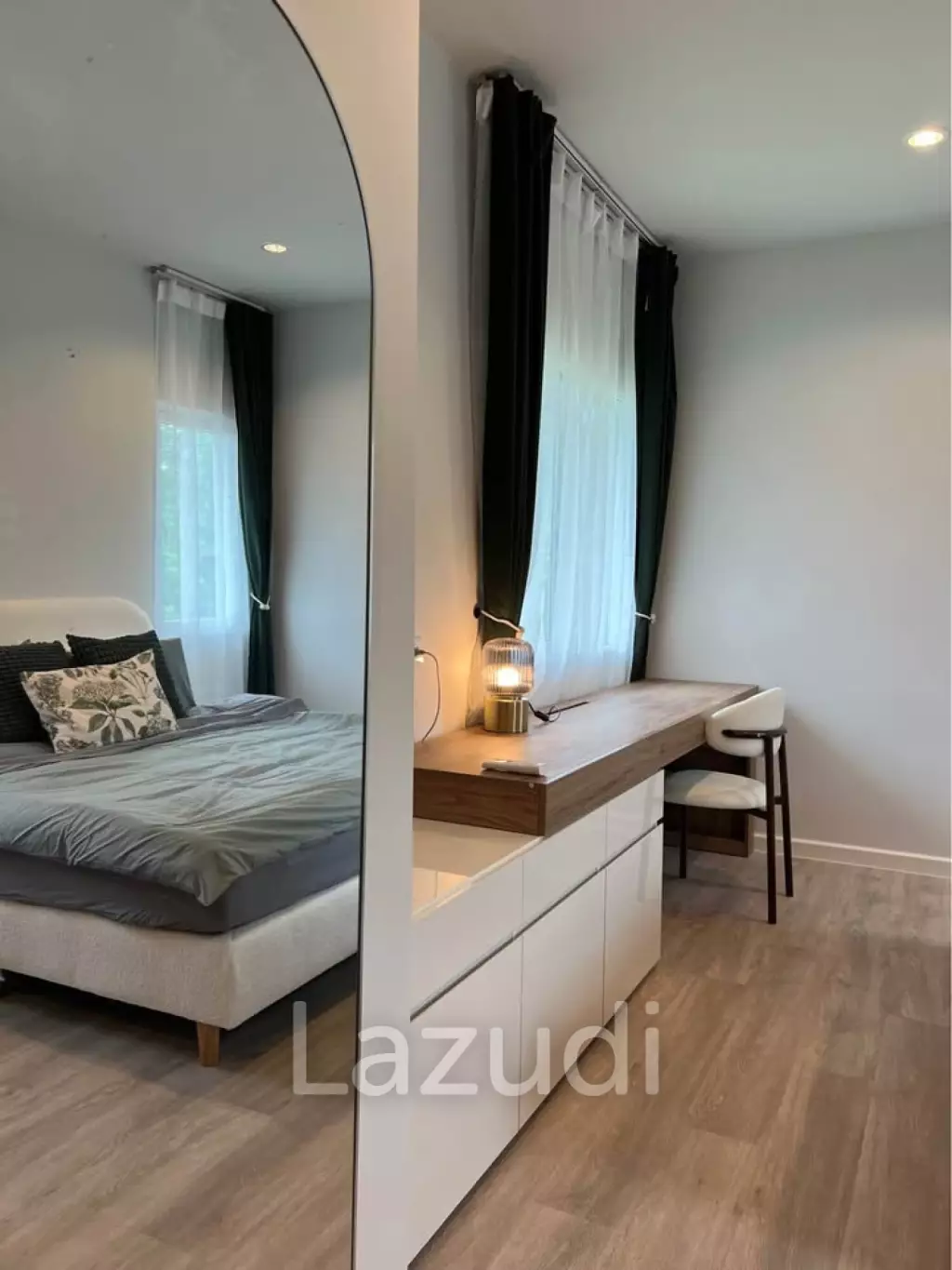 2-Storey Detached House for Rent near BISP
