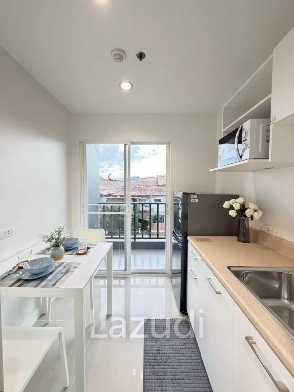 Newly Renovated 1-Bedroom Condo for Sale at The View Phuket