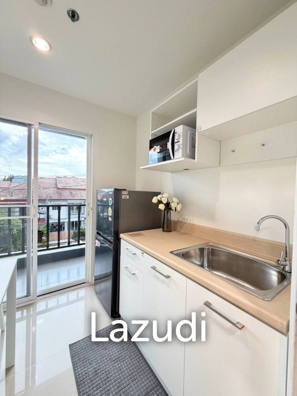 Newly Renovated 1-Bedroom Condo for Sale at The View Phuket