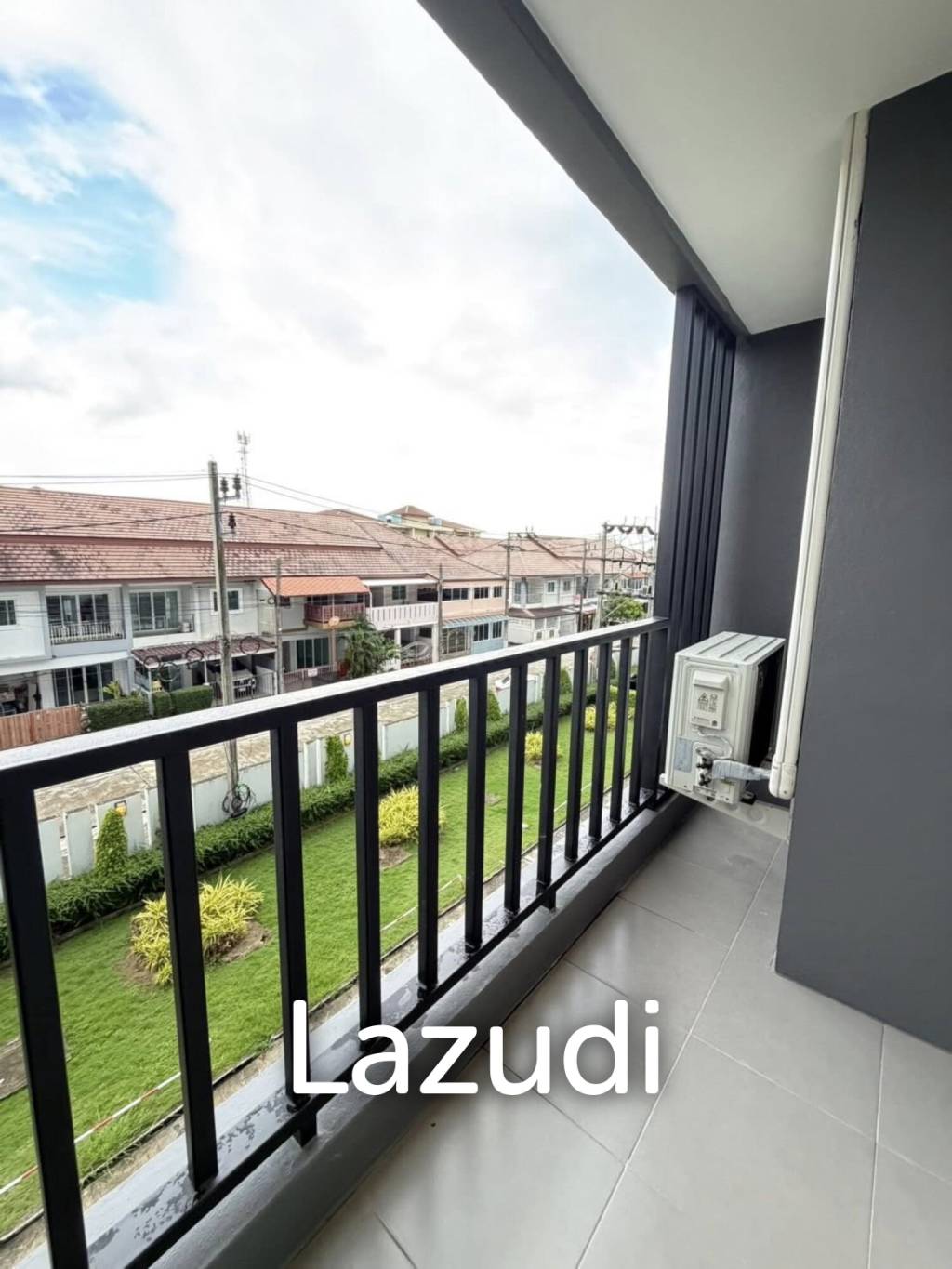 Newly Renovated 1-Bedroom Condo for Sale at The View Phuket