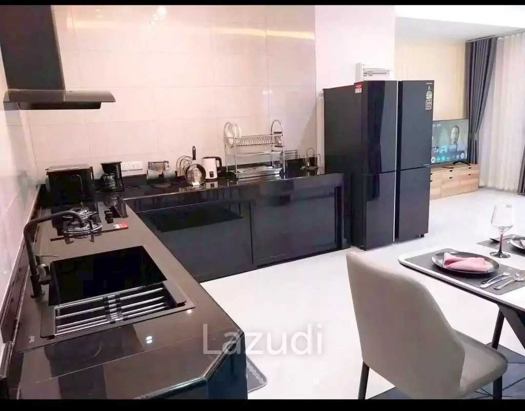 บ้านเดี่ยวทันสมัยให้เช่า ในย่านชัยพรวิถี พัทยา