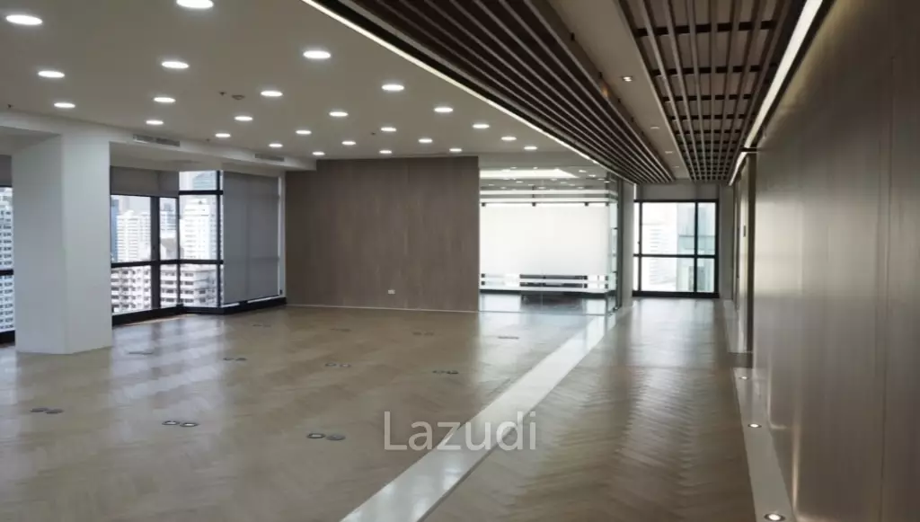 338 sqm modern office for rent in CTI Tower Khlong Toei Bangkok
