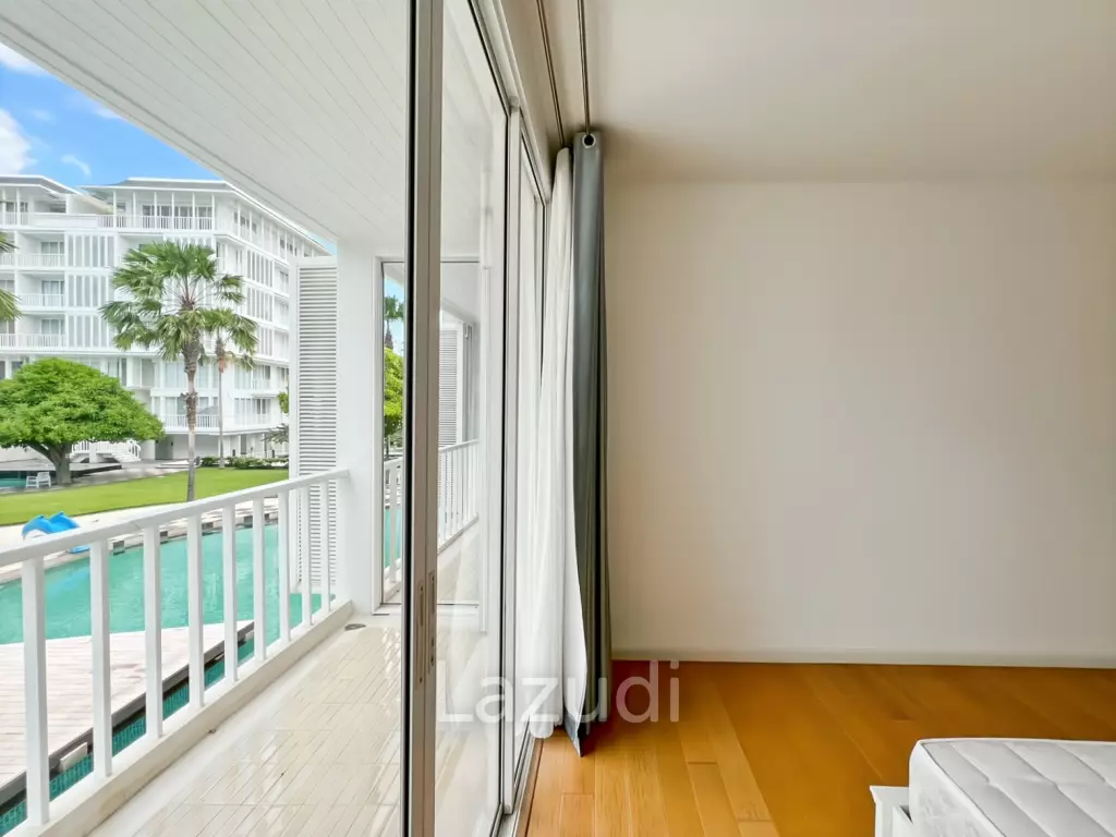 คอนโดรีโนเวทใหม่ 2 ห้องนอน วิวสระ ใน Malibu