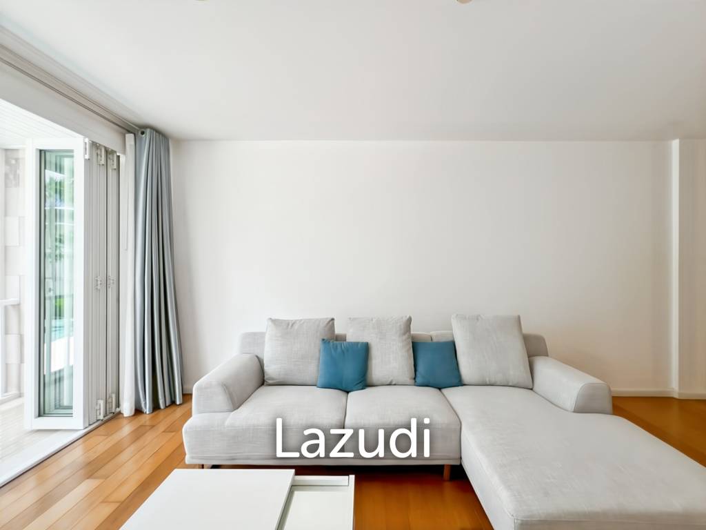 คอนโดรีโนเวทใหม่ 2 ห้องนอน วิวสระ ใน Malibu