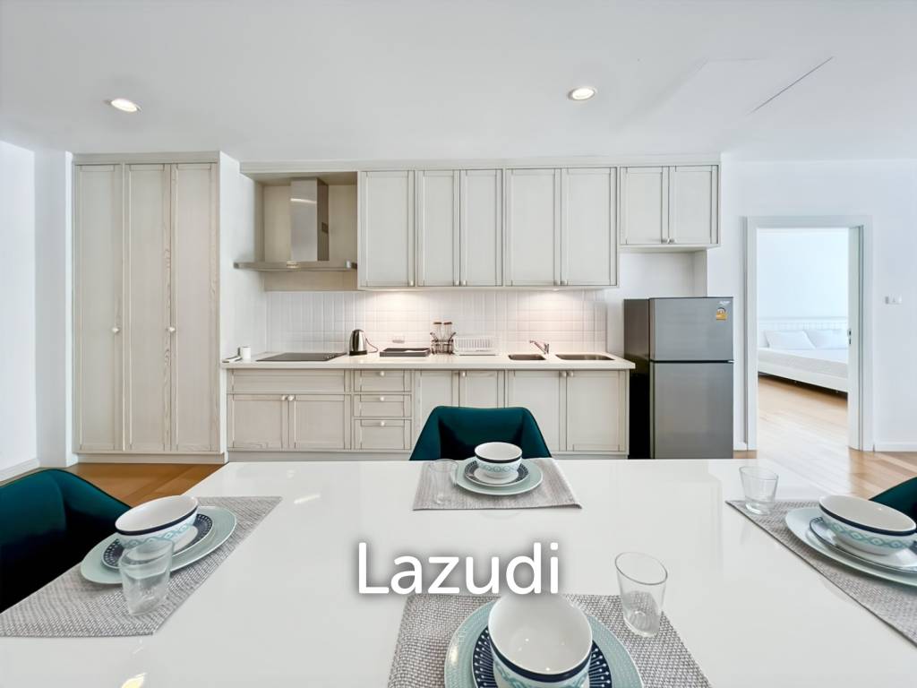 คอนโดรีโนเวทใหม่ 2 ห้องนอน วิวสระ ใน Malibu
