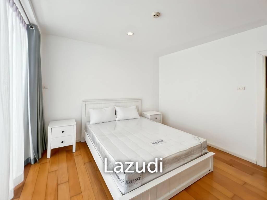 คอนโดรีโนเวทใหม่ 2 ห้องนอน วิวสระ ใน Malibu