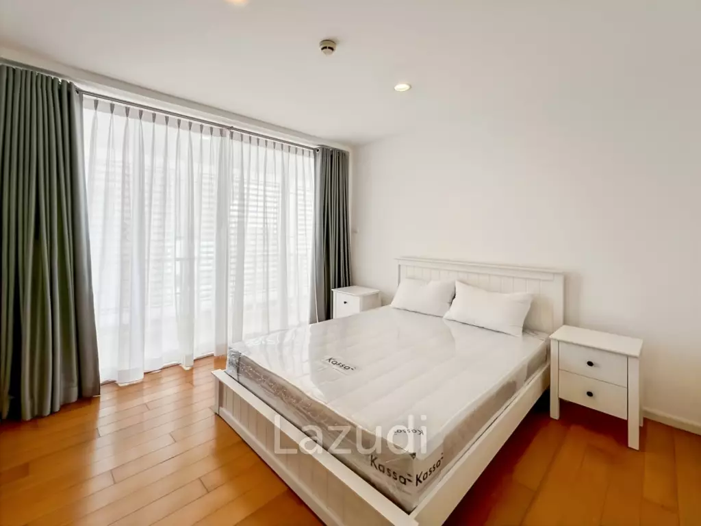 คอนโดรีโนเวทใหม่ 2 ห้องนอน วิวสระ ใน Malibu
