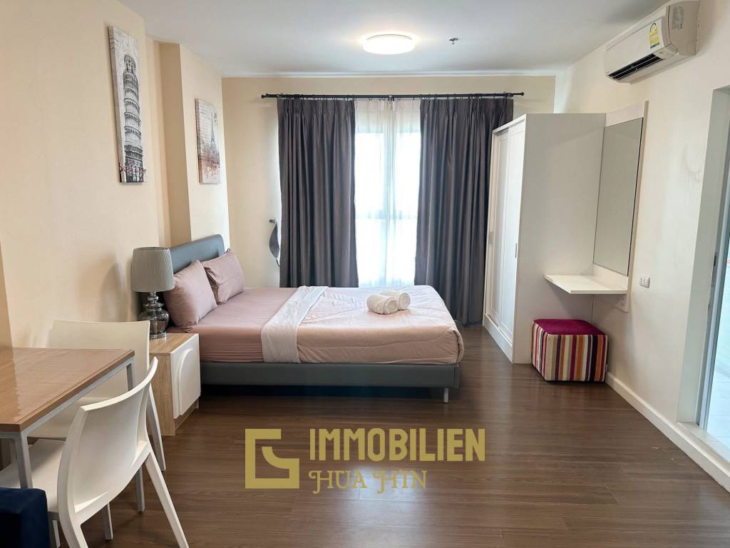 30.5 sqm high floor condo in Baan Kiang Fah