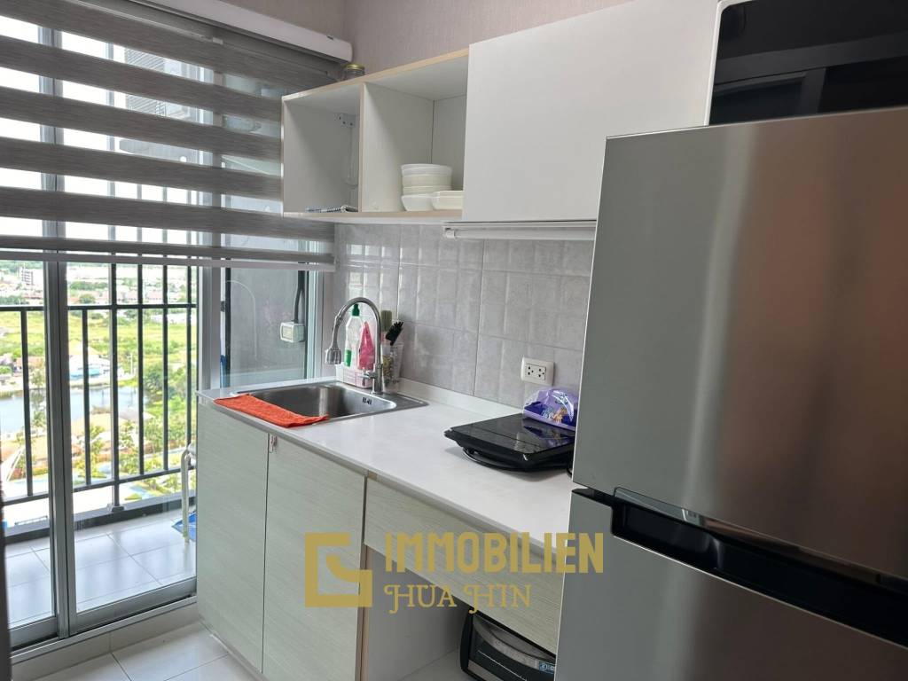 30.5 sqm high floor condo in Baan Kiang Fah