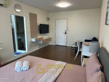 30.5 sqm high floor condo in Baan Kiang Fah