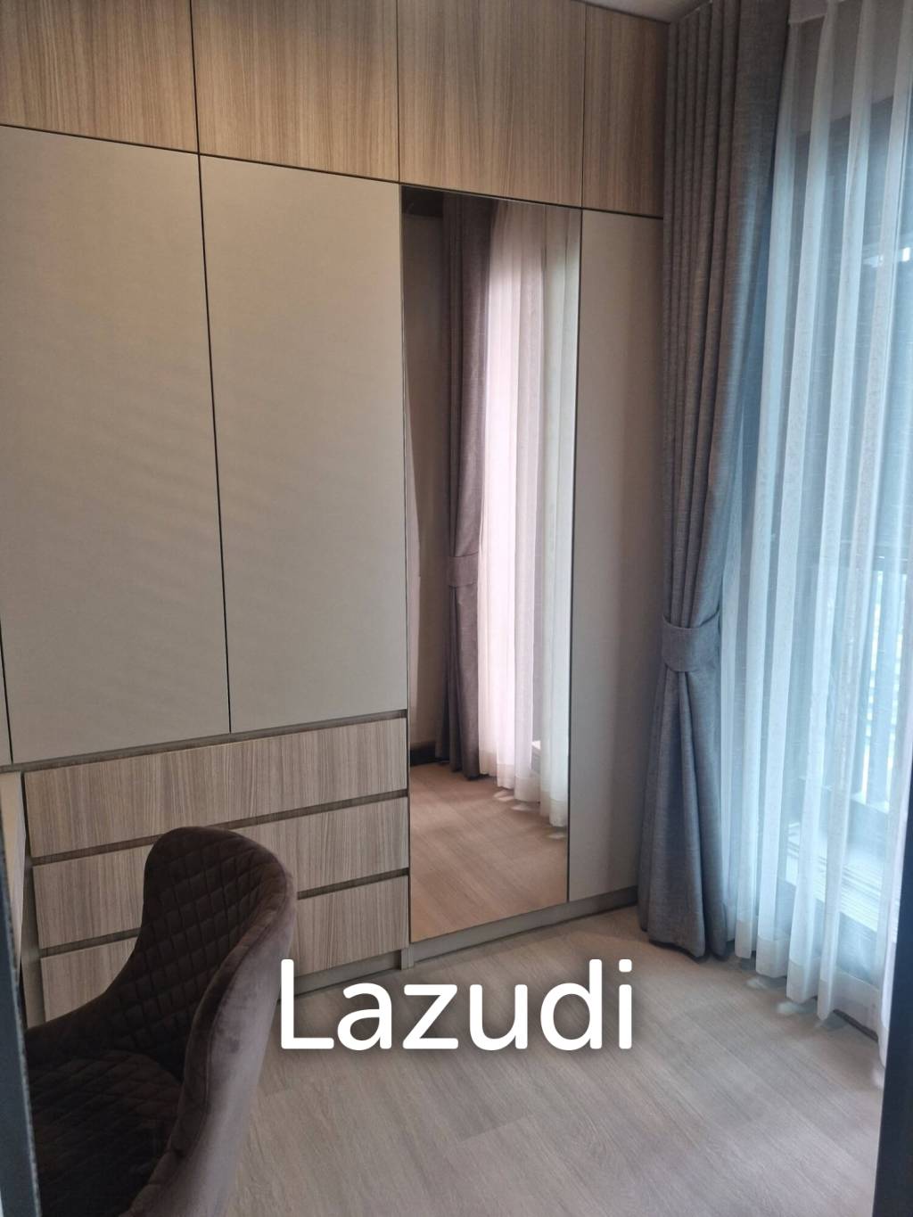 35 sqm 1 Bedroom Condo on 26th Floor at Life One Wireless Lumpini Bangkok