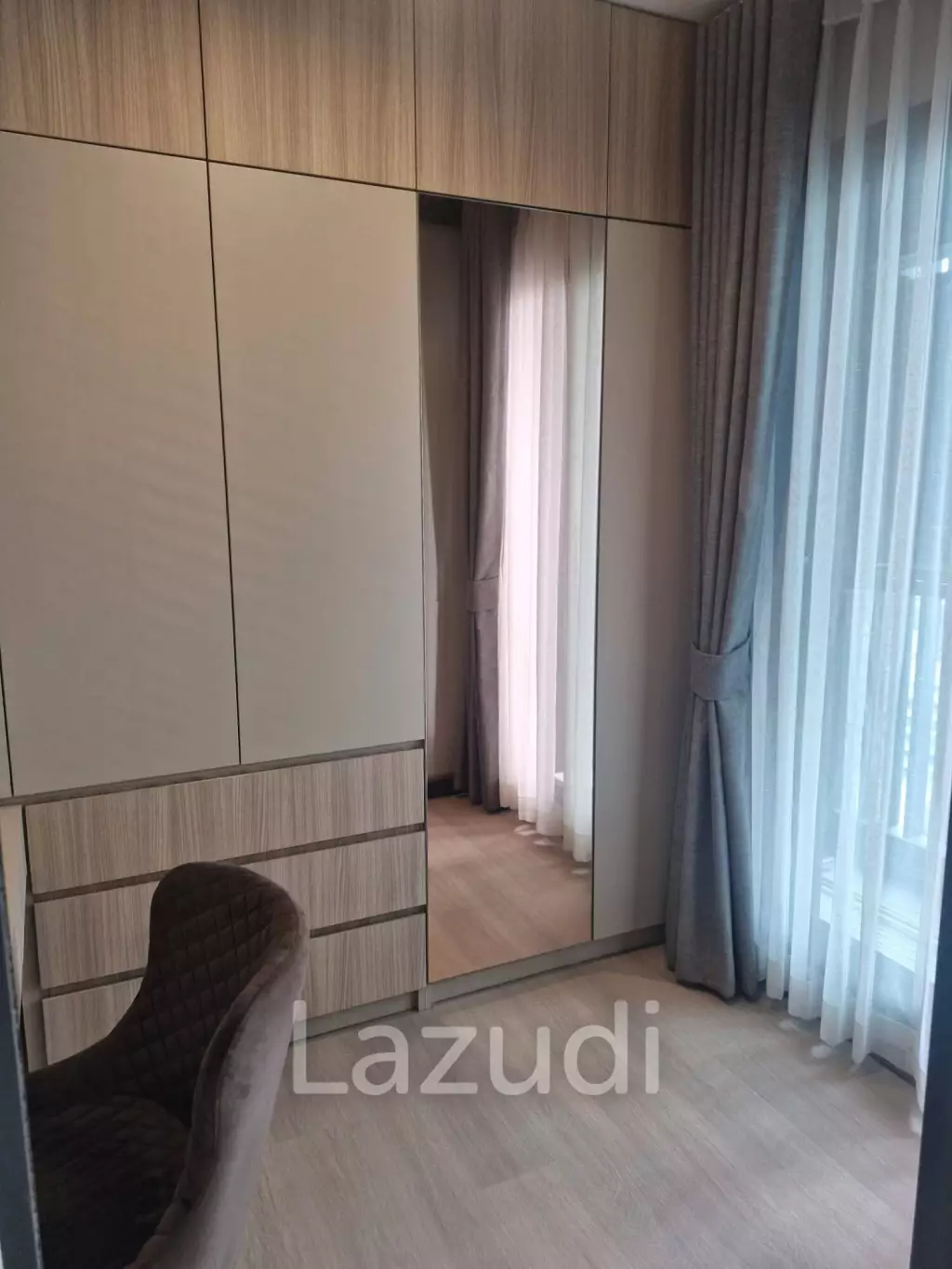 35 sqm 1 Bedroom Condo on 26th Floor at Life One Wireless Lumpini Bangkok