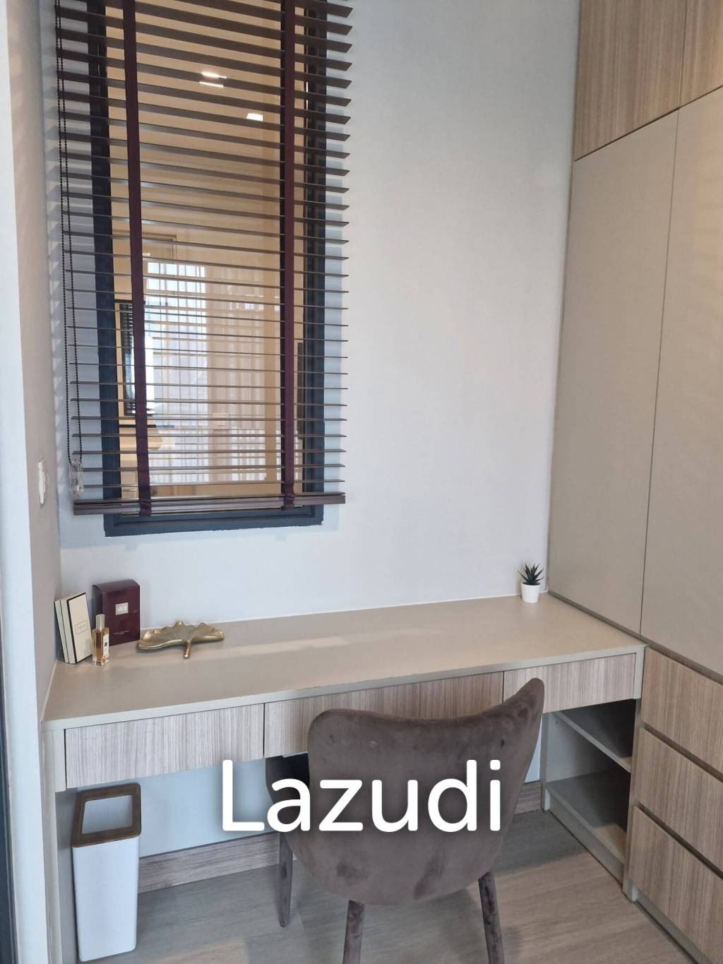 35 sqm 1 Bedroom Condo on 26th Floor at Life One Wireless Lumpini Bangkok