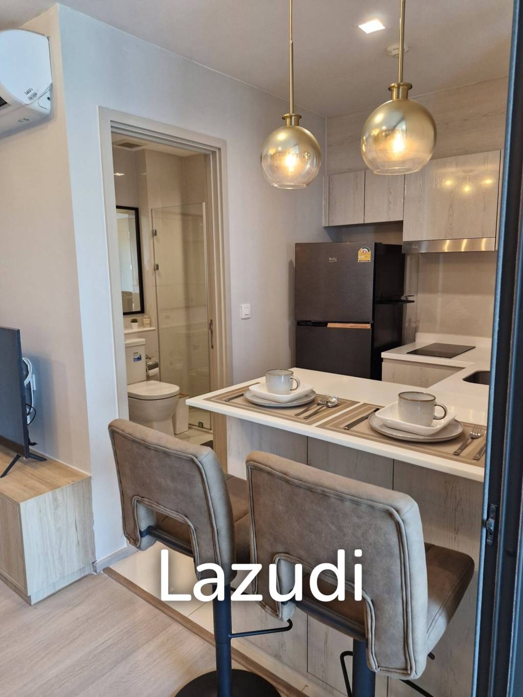 35 sqm 1 Bedroom Condo on 26th Floor at Life One Wireless Lumpini Bangkok