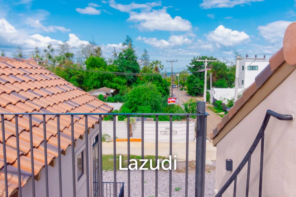 270 sqm modern pool villa near beachfront in Bang Kao Cha-Am