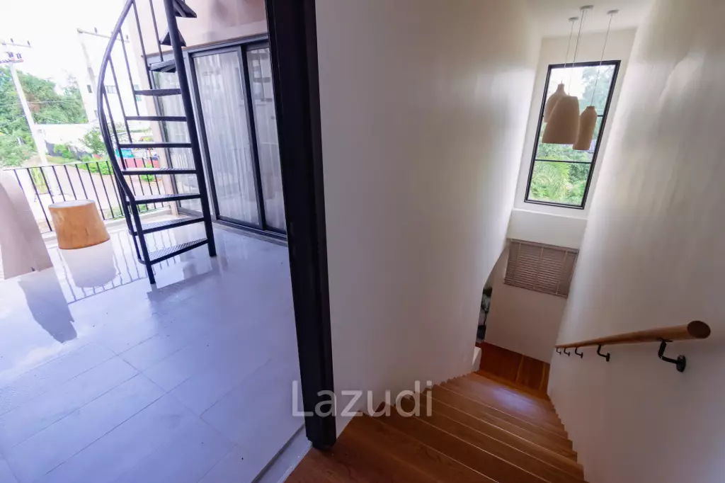 270 sqm modern pool villa near beachfront in Bang Kao Cha-Am