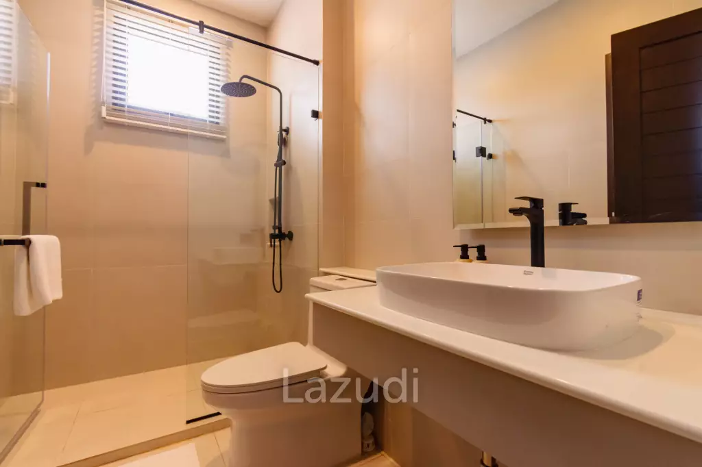 270 sqm modern pool villa near beachfront in Bang Kao Cha-Am