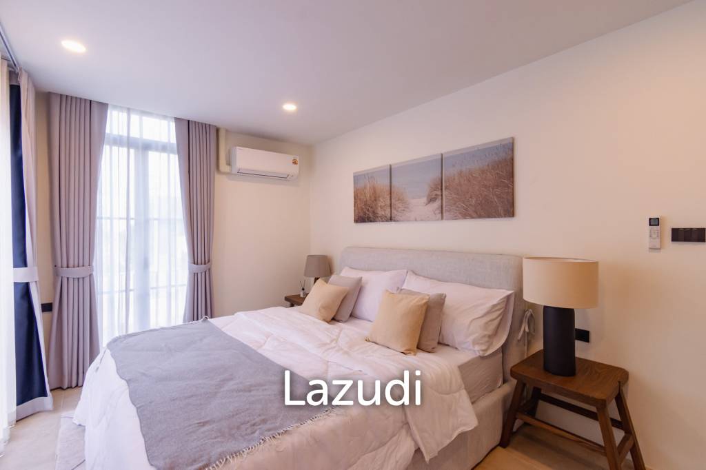 270 sqm modern pool villa near beachfront in Bang Kao Cha-Am