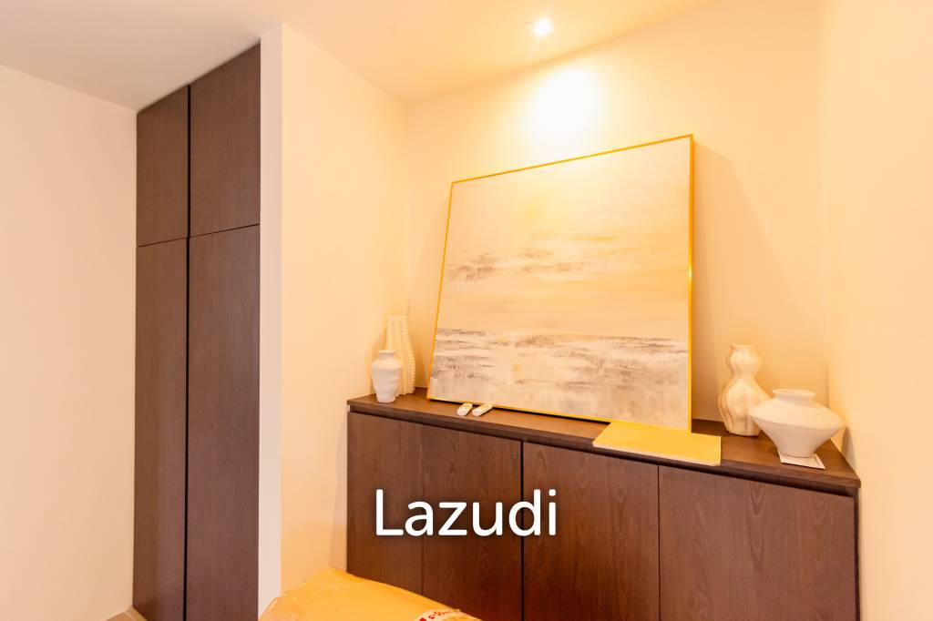 270 sqm modern pool villa near beachfront in Bang Kao Cha-Am