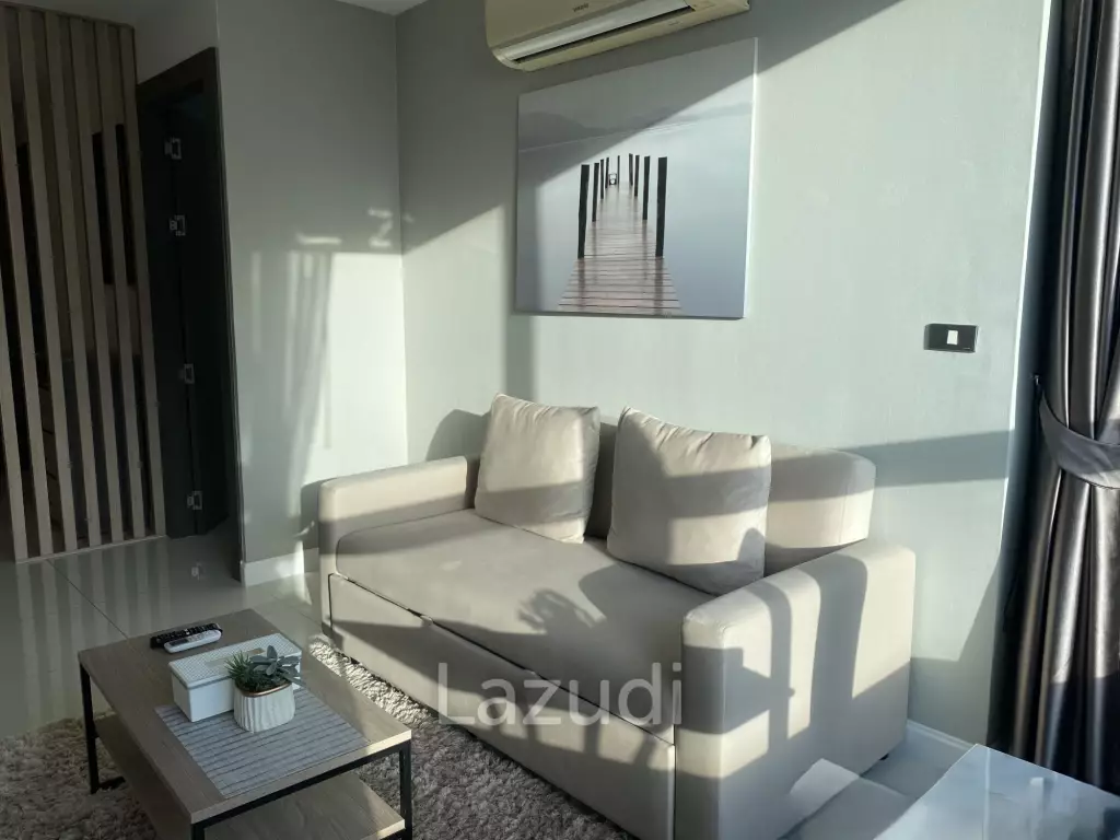The Point Pratumnak Modern Sea View Residence for Rent
