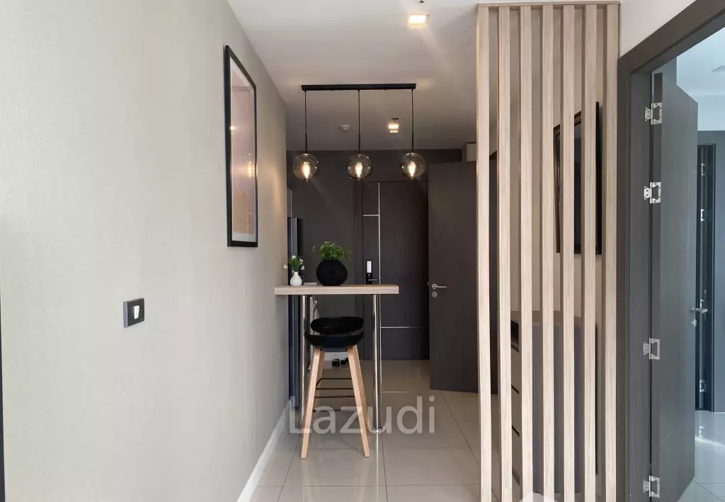 The Point Pratumnak Modern Sea View Residence for Rent