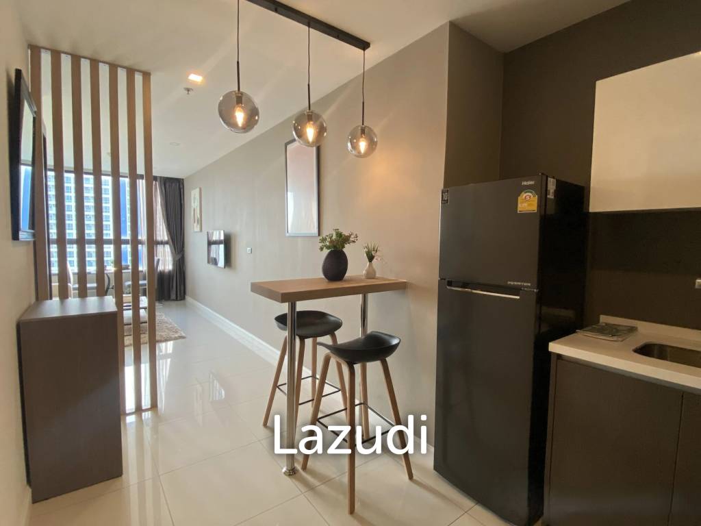 The Point Pratumnak Modern Sea View Residence for Rent