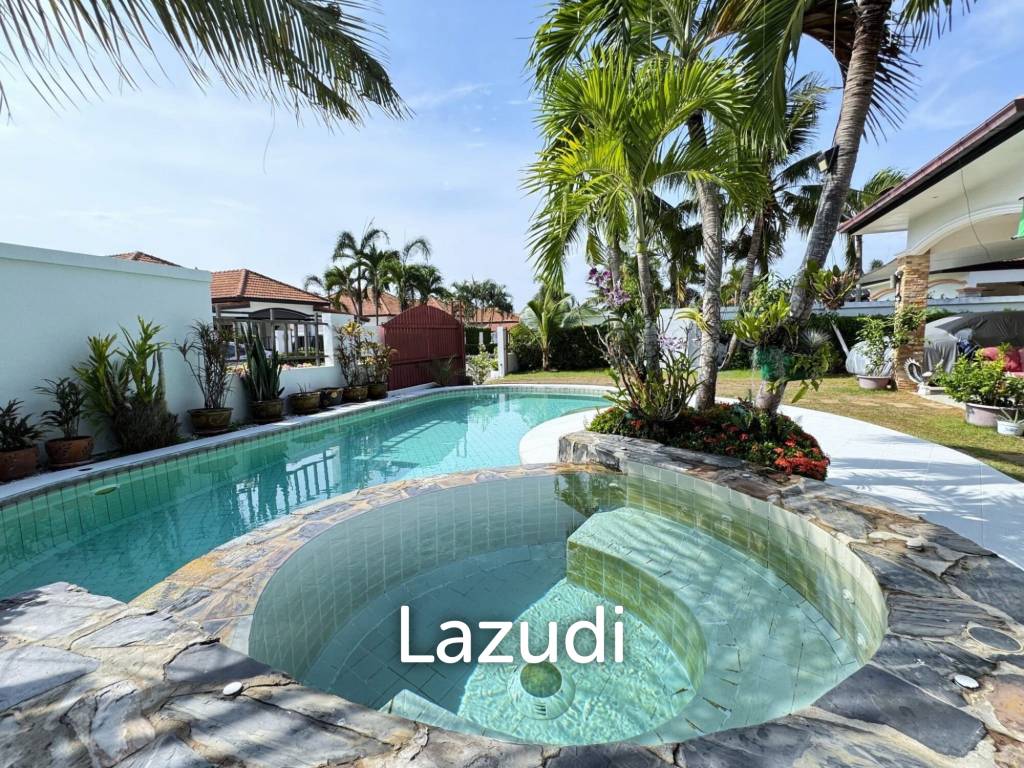 ORCHID PARADISE 1 : Good value 3 bed pool villa on end corner plot