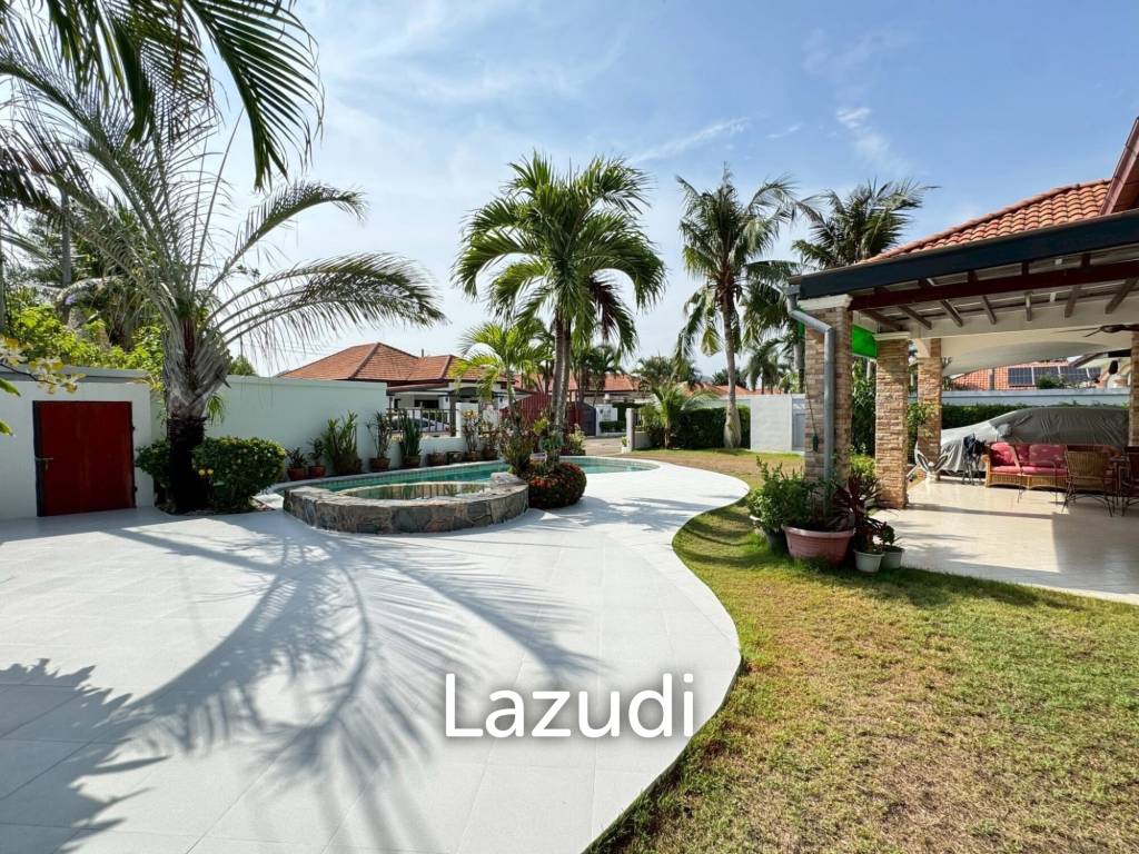 ORCHID PARADISE 1 : Good value 3 bed pool villa on end corner plot