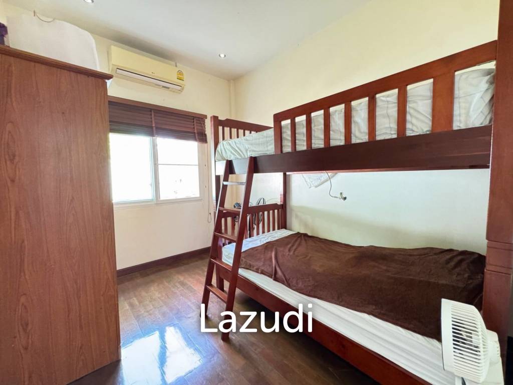 ORCHID PARADISE 1 : Good value 3 bed pool villa on end corner plot