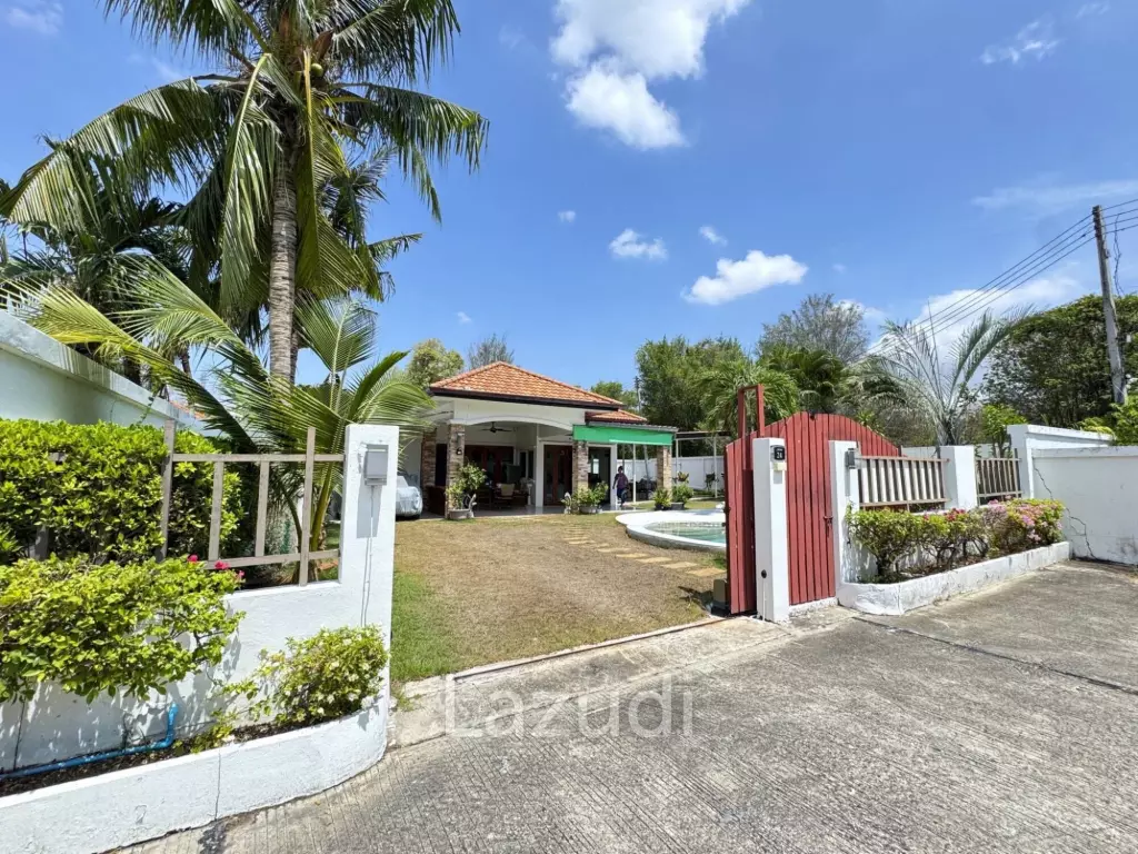 ORCHID PARADISE 1 : Good value 3 bed pool villa on end corner plot