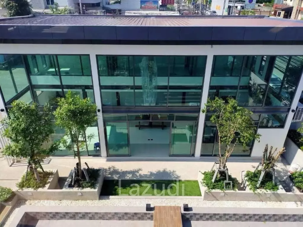 126 sqm modern office Tha Raeng Bang Khen Bangkok