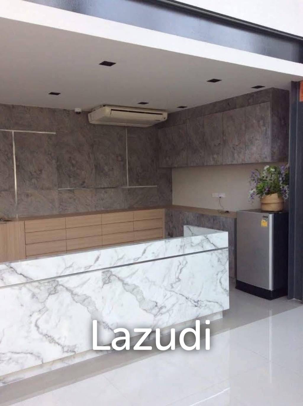 126 sqm modern office Tha Raeng Bang Khen Bangkok