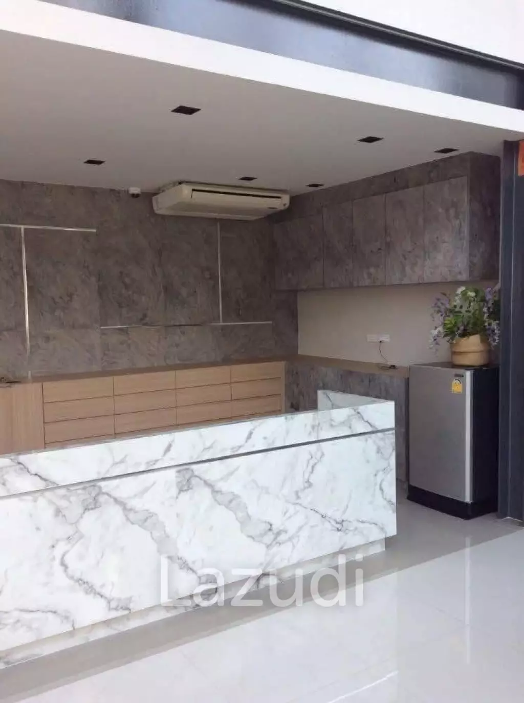 126 sqm modern office Tha Raeng Bang Khen Bangkok