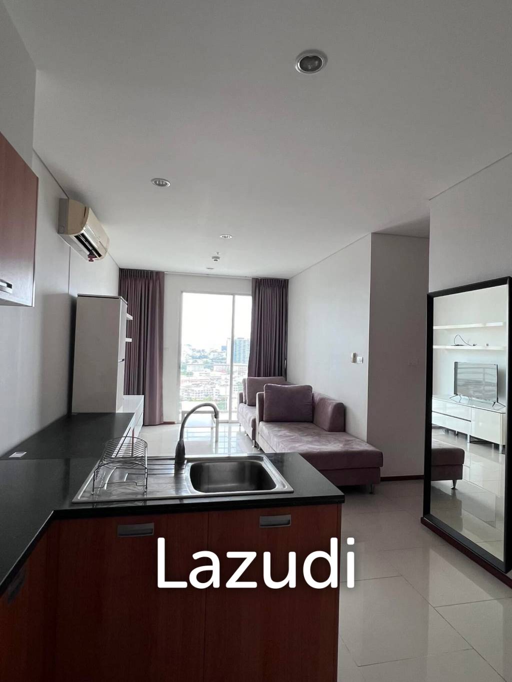 49.7 sqm 1-Bed Condo on High Floor at Villa Sathorn Khlong San Bangkok