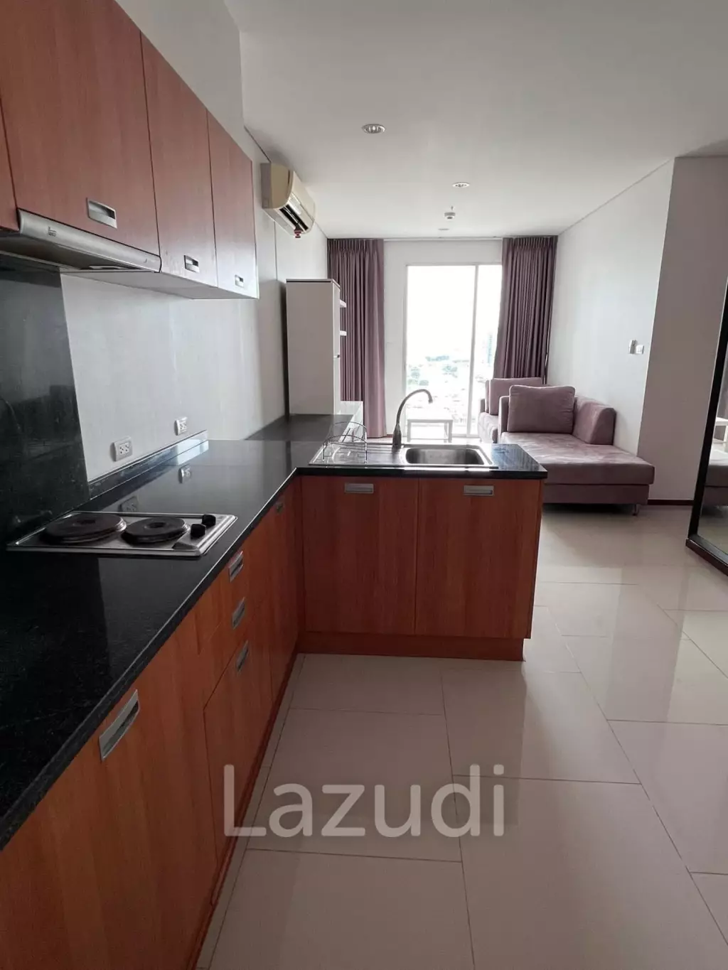 49.7 sqm 1-Bed Condo on High Floor at Villa Sathorn Khlong San Bangkok