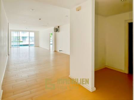 138 sqm Pool Access condo at Malibu Kao Tao