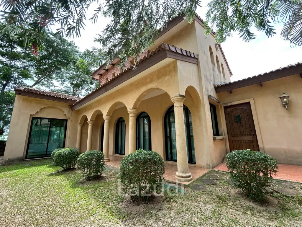 Elegant Tuscan-Style for Sale at Nusa Chivani Pattaya