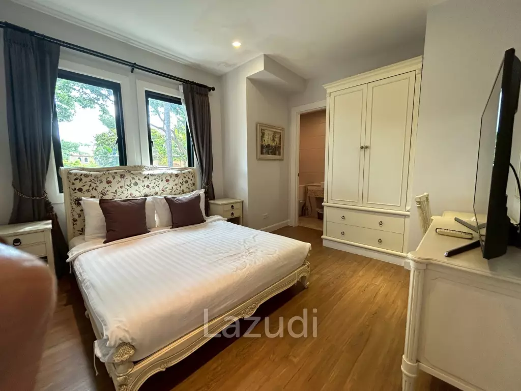 Elegant Tuscan-Style for Sale at Nusa Chivani Pattaya