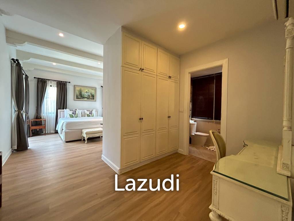 Elegant Tuscan-Style for Sale at Nusa Chivani Pattaya