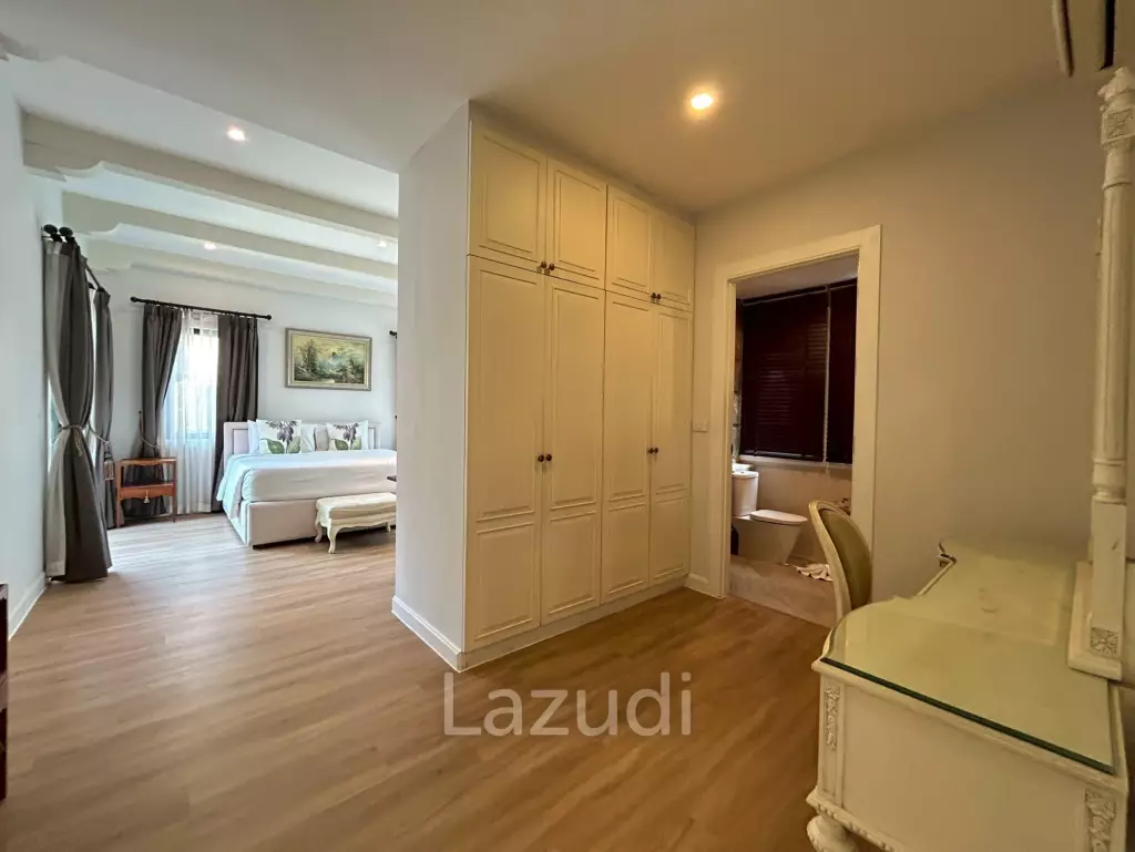 Elegant Tuscan-Style for Sale at Nusa Chivani Pattaya