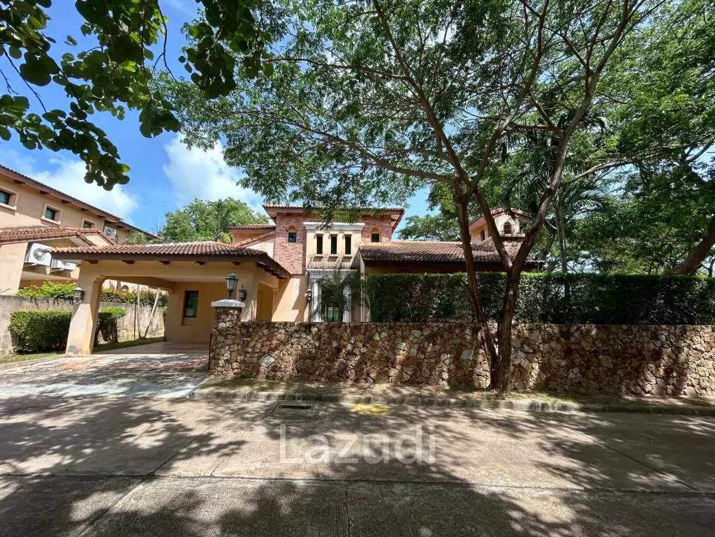Elegant Tuscan-Style for Sale at Nusa Chivani Pattaya