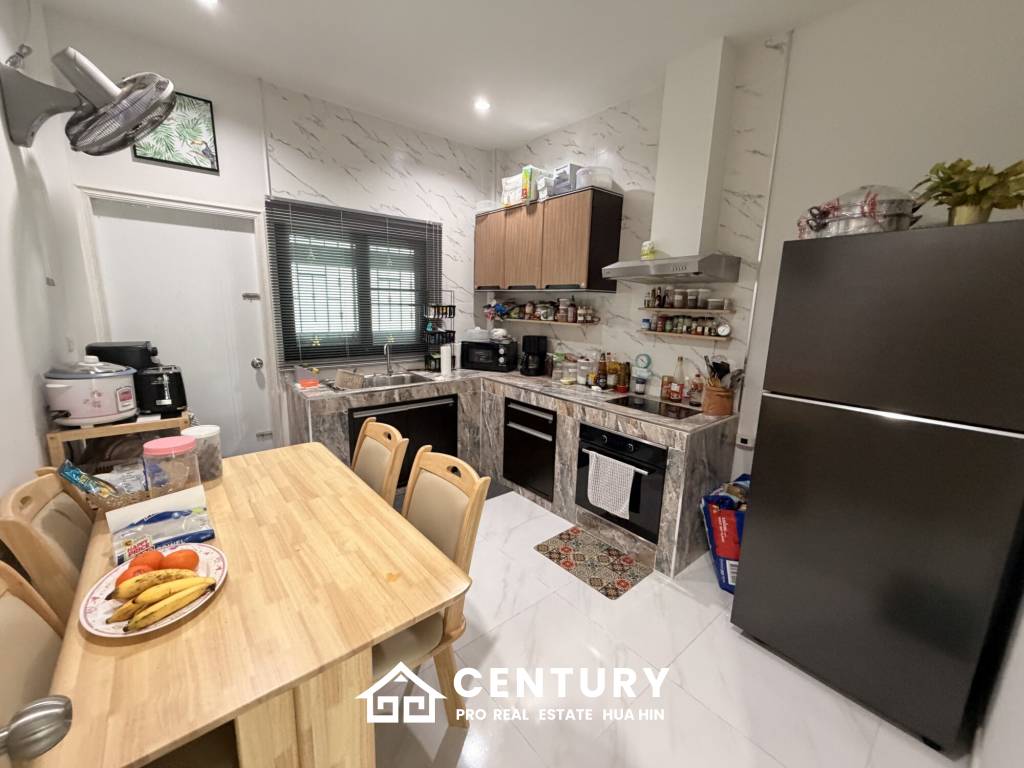 Modernes Haus mit 2 Schlafzimmern auf Eckgrundstück