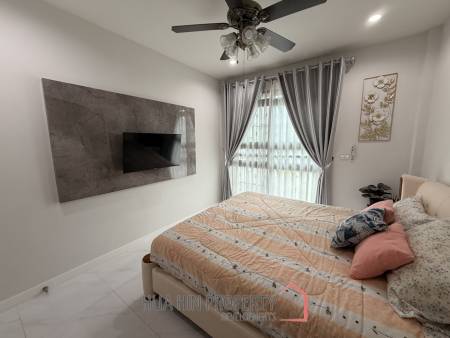 Modern 2-Bedroom Home | Spacious Corner Plot