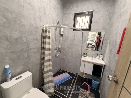Modern 2-Bedroom Home | Spacious Corner Plot