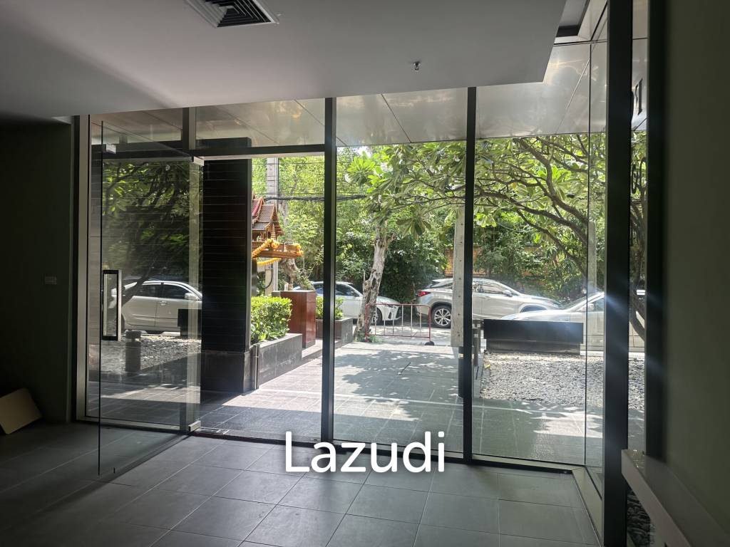 207 sqm retail space at Piya Residence Khlong Toei Bangkok
