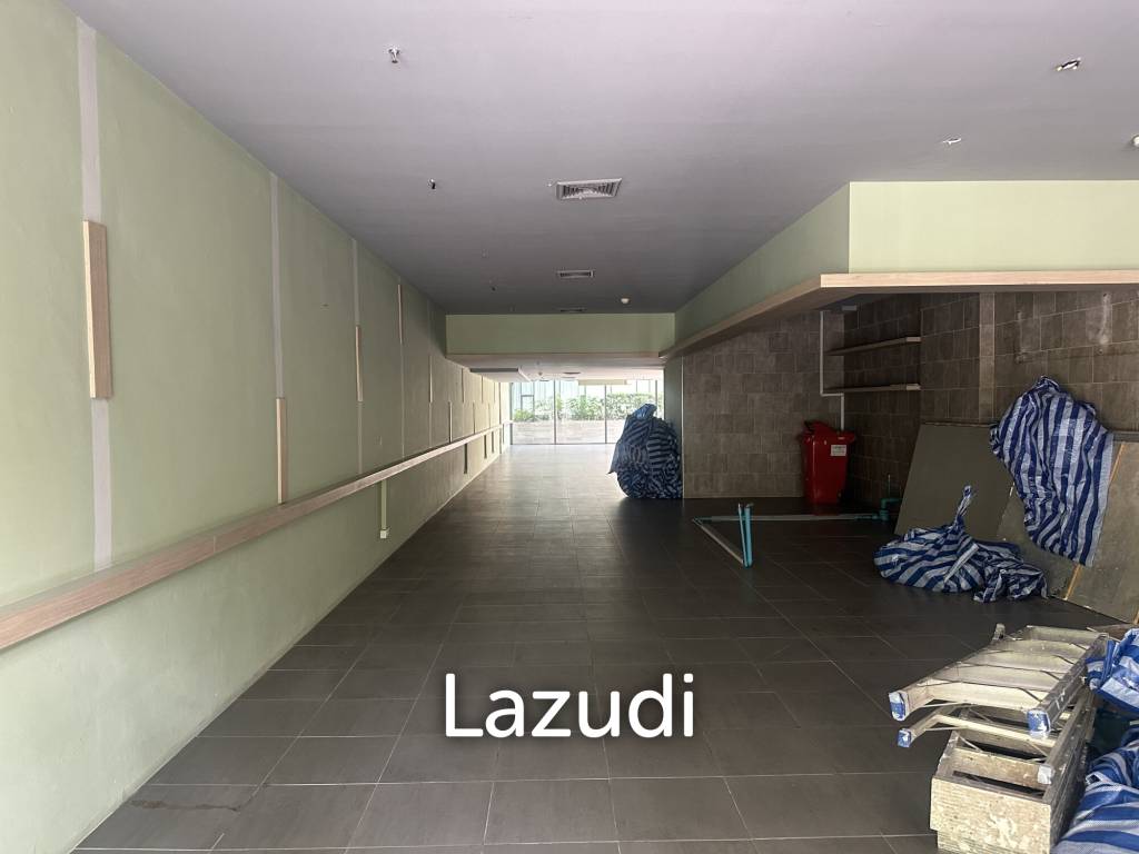 207 sqm retail space at Piya Residence Khlong Toei Bangkok